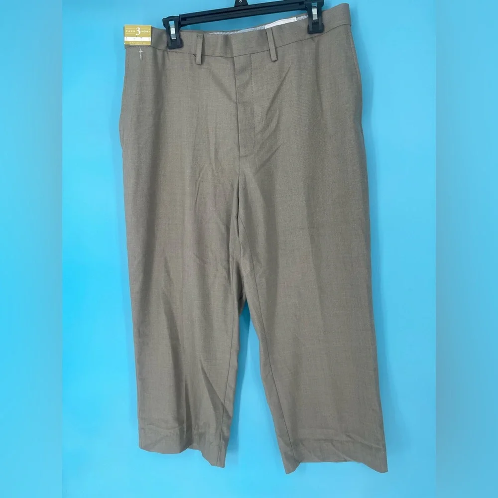Men's‎ Flat Front Haggar 38x25 color 140 oatmeal